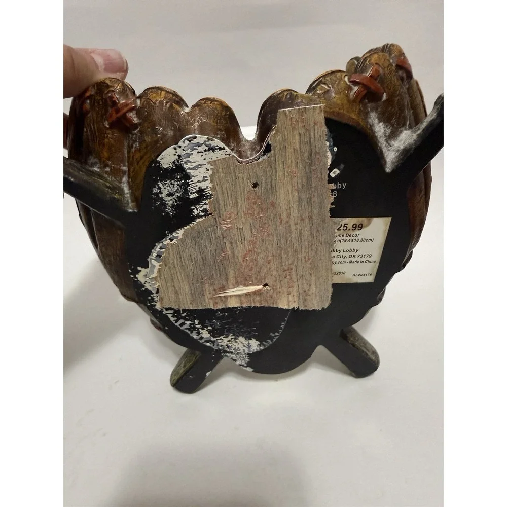 Baseball Glove Toilet Paper Holder Resin Wall Mount Sports Bathroom Decor Mitt